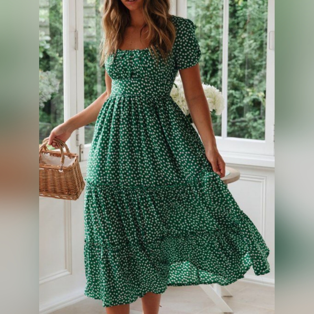 Green Tiered Ruffled Midi Sundress With Printed Square Neck Short Sleeves